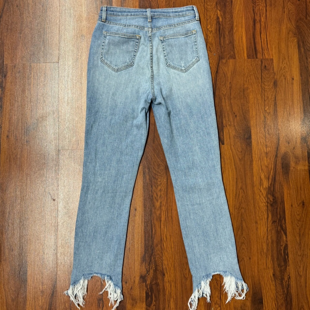 L’AGENCE High Rise Distressed Cotton Skinny Jeans | Size 28 - Picture 5 of 10